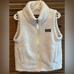 Patagonia/ Kid XS/ Ivory Fleece Vest